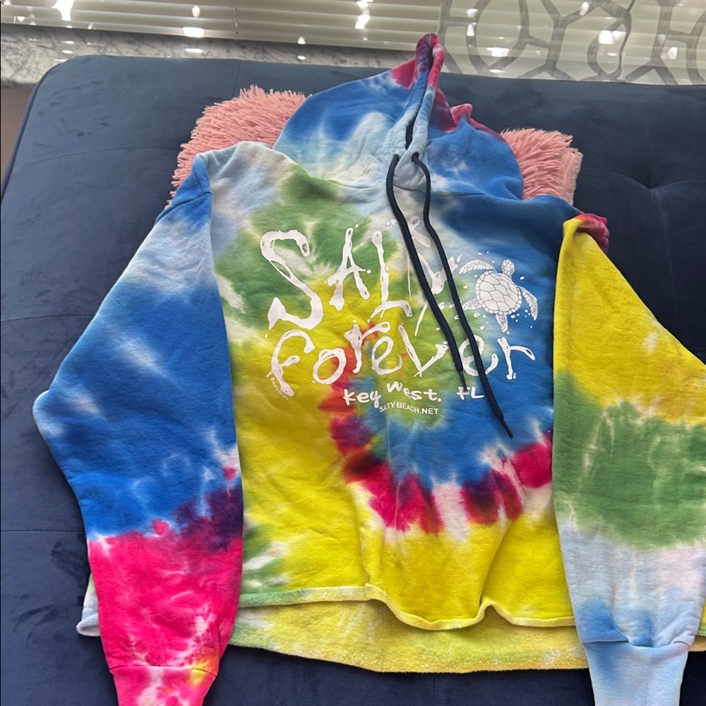 Colorful Tie-Dye Hoodie says large but it's like a medium